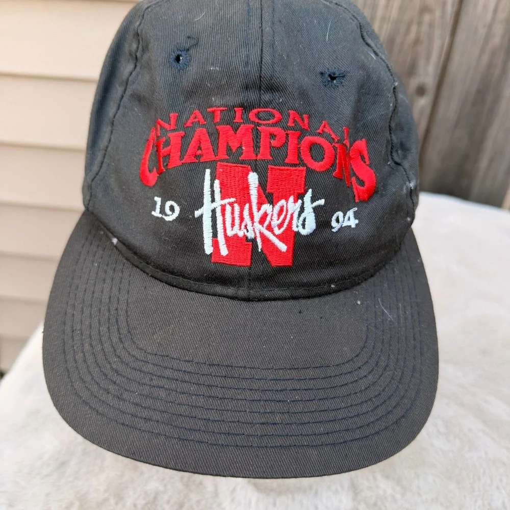 Vintage Top World Nebraska Huskers Cornhuskers National Champions Hat Cap (♤)